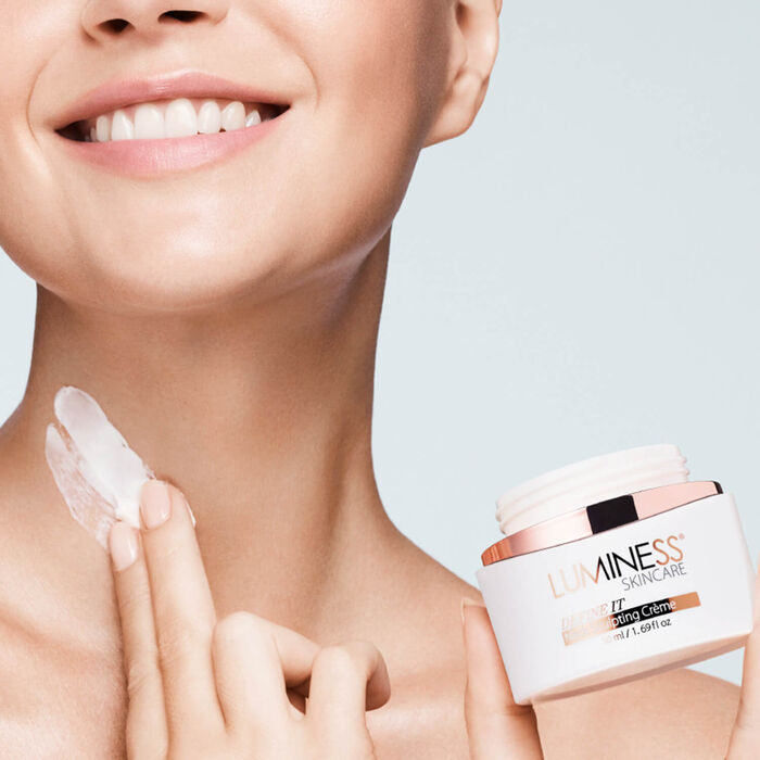 DEFINEIT Neck Sculpting Crème 50 mL